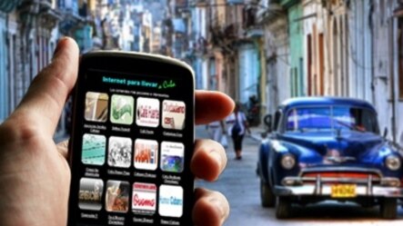Imagen del paquete web en un teléfono celular