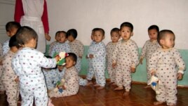 Archivo - Foto facilitada por Cáritas Hong Kong de varios niños norcoreanos en el Hogar Infantil de Hamhung (Corea del Norte)  
