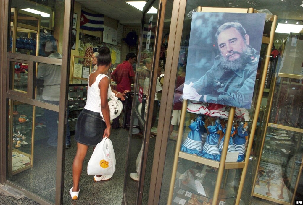 El bazar gigante de y lismosneros en La Habana, Kilometro O