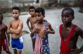 Niños cubanos quieren "ser alguien en la vida y viajar por el mundo". Foto: AP.