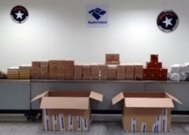 Decenas de cajas de habanos cubanos, sobre la mesa de aduaneros brasileños, venían en el equipaje de diplomáticos norcoreanos.