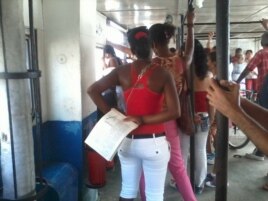 Viajar en lancha/ Billy Joel Landa reportero ciudadano