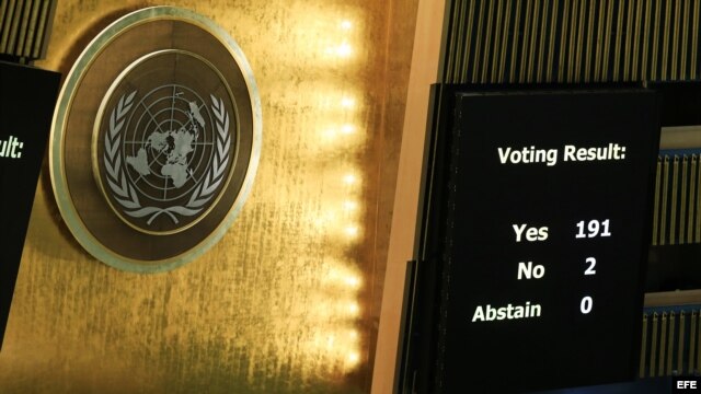 Resultado de la votación hoy, martes 27 de octubre de 2015, durante la sesión de la Asamblea General acerca de la resolución sobre el embargo a Cuba, en la sede central de Naciones Unidas en Nueva York (EEUU).
