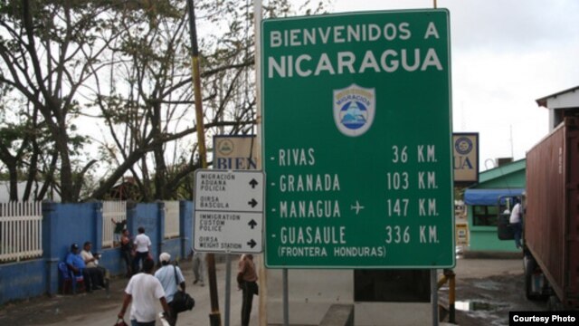 Los 32 cubanos fueron capturados cerca de la ciudad de Rivas, 36 km al norte de la frontera con Costa Rica.