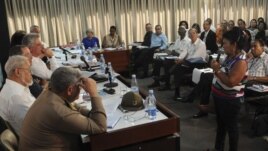 El vicepresidente de los Consejos de Estado y de Ministros, Miguel Díaz-Canel Bermúdez estuvo en las comisiones el XX Congreso de la Central de Trabajadores de Cuba (CTC), en el Palacio de Convenciones de La Habana.