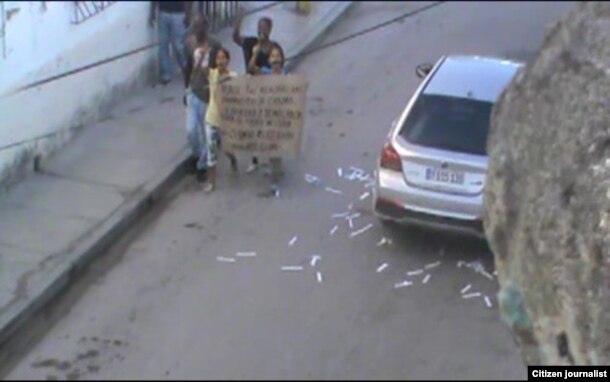 Protesta en Holguín del Movimiento Cubano Reflexión mayo 10