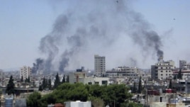 Siria - El ejército sigue bombardeando zonas residenciales y según obervadores de ONU ha usado a niños como escudos humanos.
