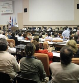 Una Cumbre Extraordinaria ALBA-TCP sobre el ébola. se celebró en La Habana.