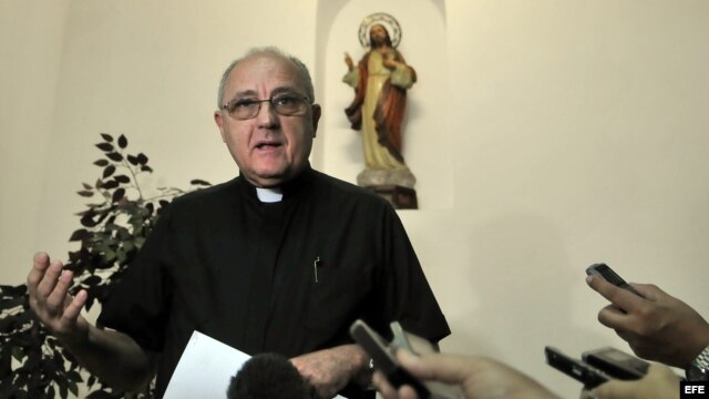 El secretario de la Conferencia de Obispos Católicos de Cuba, monseñor José Félix Pérez