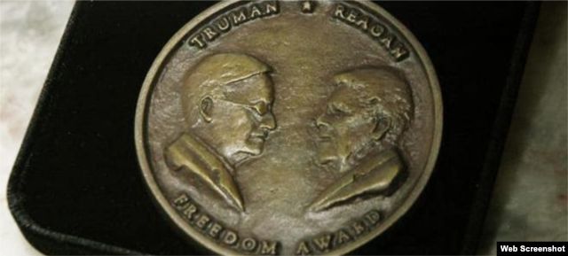 Medalla Truman -Reagan