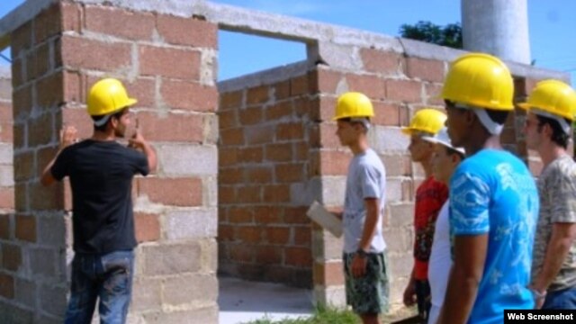 Estudiantes de la construcción