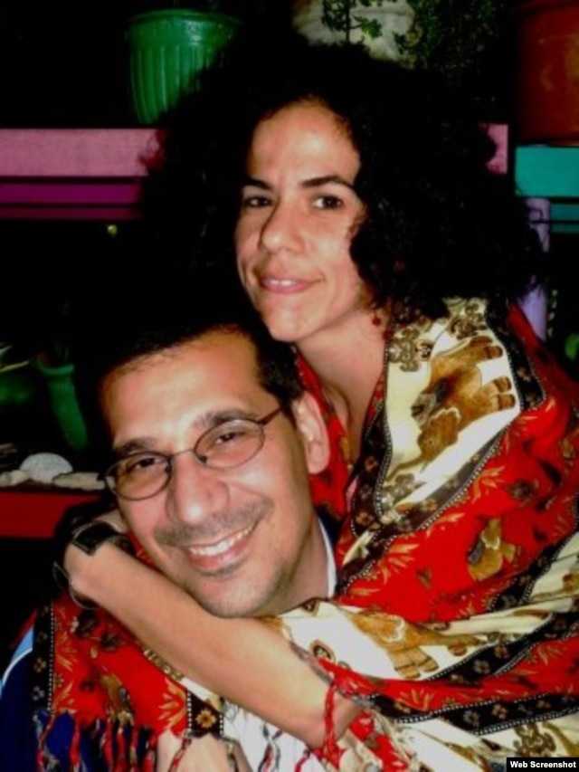 Antonio Rodiles y su pareja, Ailer Gonzalez, directora artística de Estado de Sats