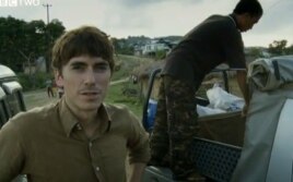 Simon Reeve, sin permiso, en Birmania.
