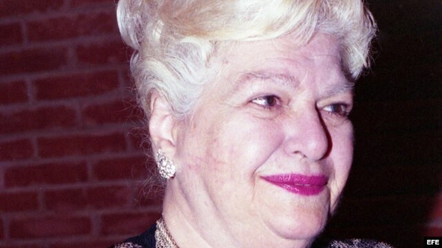 Fotografía de archivo del 4 de agosto de 2008 de la actriz de origen cubano y nacionalizada mexicana Carmen Montejo quien falleció en Ciudad de México hoy, lunes 25 de febrero de 2013. Montejo, cuyo nombre verdadero era María Teresa Sánchez González y uno