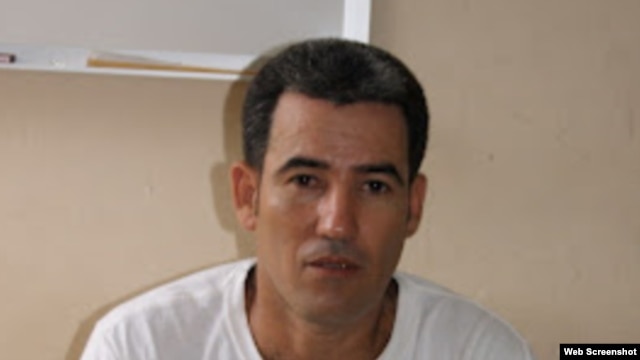 El periodista independiente Calixto Martínez
