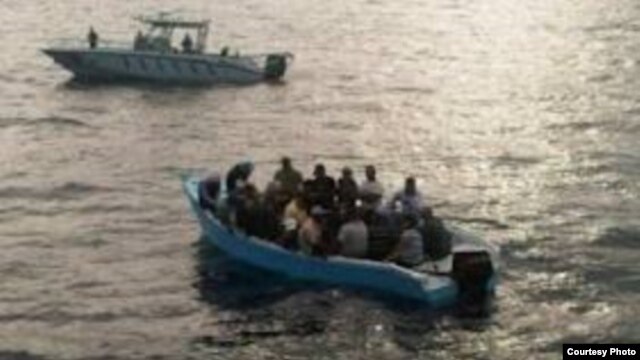 Los traficantes de personas cobran más por llevar a cubanos de Dominicana a Puerto Rico.