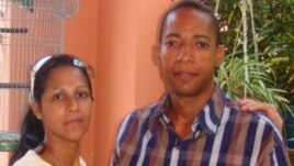 Yusmila Reyna Ferrera y Hergues Fradín Díaz                              