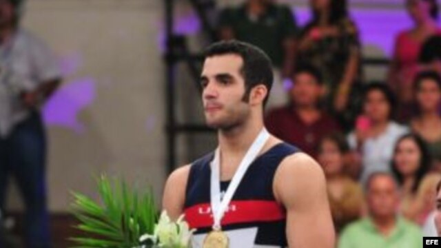 Fotografía de archivo del gimnasta cubanoamericano Danell Leyva.