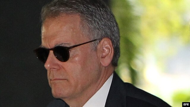 Jeffrey DeLaurentis.