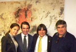 De izq. a der. Rosa María Payá, José María Aznar, Carlos Payá y Regis Iglesias.