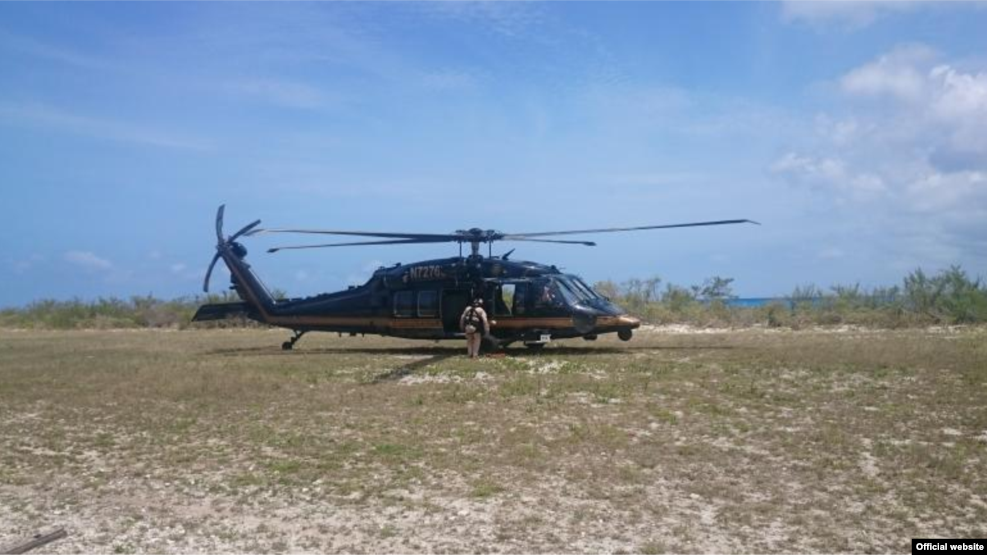 Un helicóptero para transportar los migrantes de Isla de Mona.