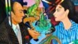 Jose Rodeiro. Out on the Town. 2004, Oil on linen, 38 x 51 in. Tomado de MDC Museum of Art + Design.