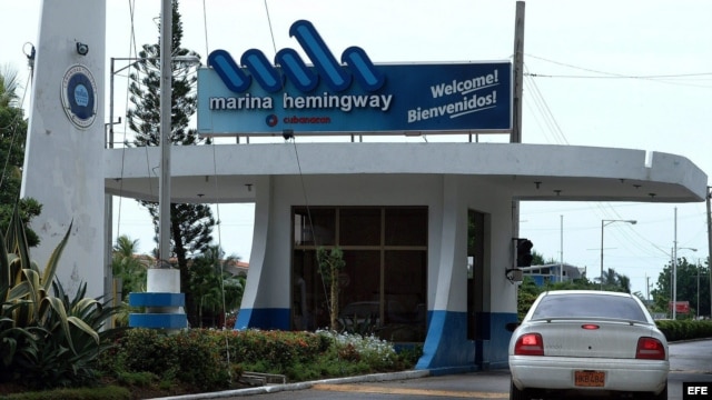 Main entrance to the Marina Hemingway tourist and residential complex, west from Havana, Thursday 26 June 2003. Police detained US citizen Anwar Wissa, accused of kidnapping his son Henry, 10, and daughter Victoria, 8, in the complex 25 June 2003. Accordi