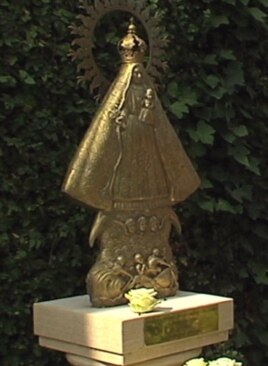 La Patrona de Cuba en los jardines del Vaticano 79159430-CCF1-478A-B211-3AD13C937934_w268