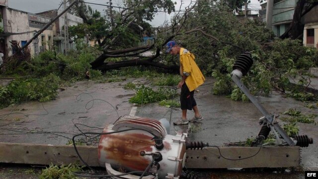Cuba - destrozos causados por el ciclón Sandy
