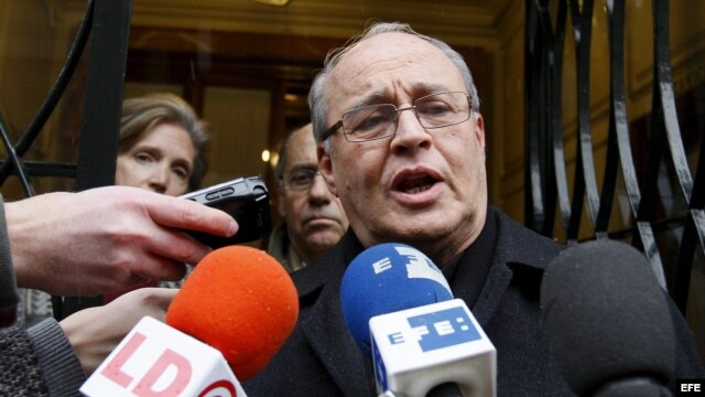 Cardenal Ortega y Alamino con la prensa en España