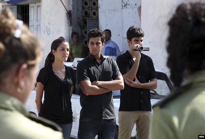 Los hijos de Osvaldo Payá Sardiñas ante la policía cubana