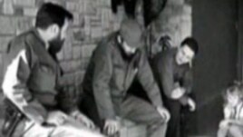 Barba Roja (izq.), Fidel Castro (centro) y Raúl Castro.