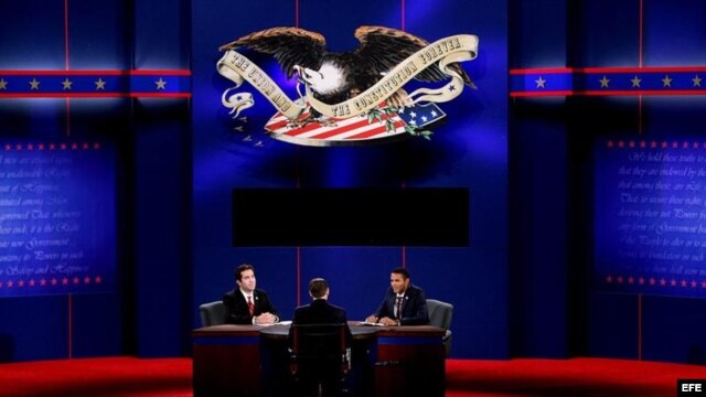 Un ensayo del debate que se llevará a cabo en Boca Ratón, Florida (EE.UU.) este lunes y que estará centrado en política exterior.