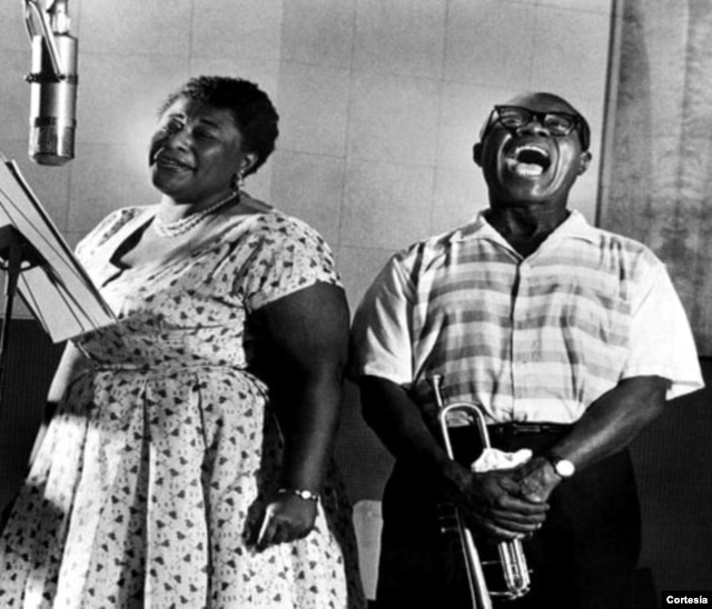 Ella Fitzgerald y Louis Armstrong