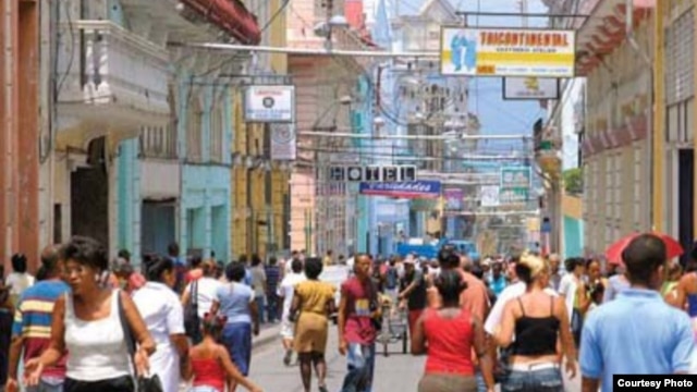 Calle Enramadas: Santiago de Cuba alquilaría hasta 9.000 locales a cuentapropistas en su 