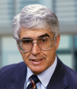 Edward González, profesor emérito de Ciencias Políticas, UCLA.