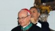 El cardenal Jaime Ortega, arzobispo de La Habana, mientras recibe el título de Comendador de la Orden al Mérito de la República Italiana.