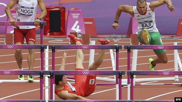 Ajena a que el gobierno y la prensa estatal le ocultaba la verdad, toda China esperaba un medalla de oro de Liu Xiang.