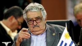 El presidente de Uruguay, José Mujica, en la segunda sesión de la cumbre de la naciente Comunidad de Estados Latinoamericanos y Caribeños (CELAC), en Caracas, Venezuela. 