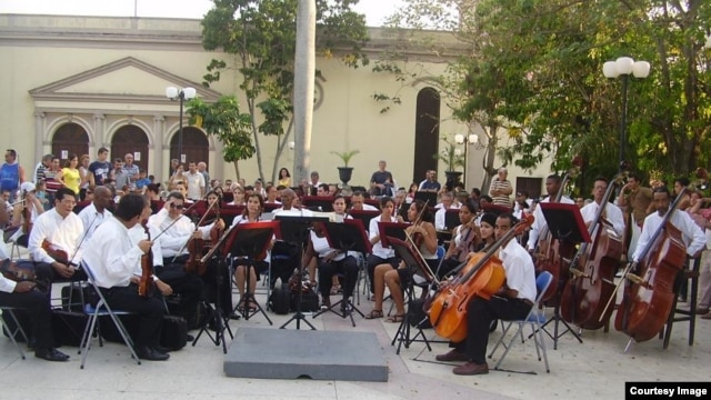 Orquesta Sinfónica Camagüey, Cuba.