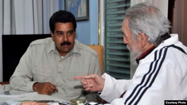 Escuchando orientaciones: Maduro se reunió cuatro horas con Fidel Castro después de la Cumbre (Archivo)