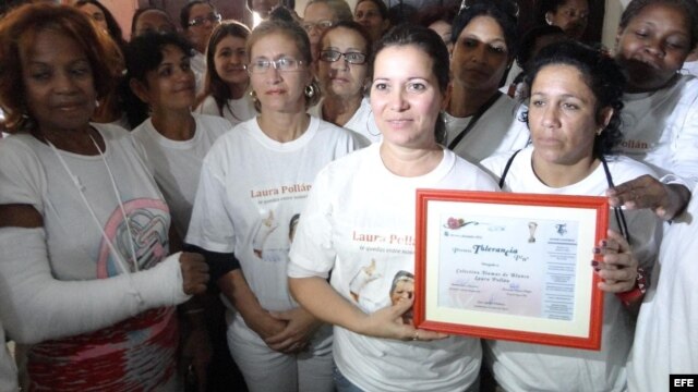 Premio a Damas de Blanco