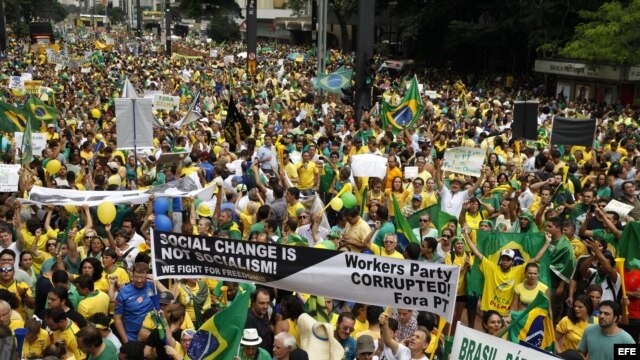 Manifestación contra la presidenta brasileña Dilma Rousseff (15 de marzo, 2015).