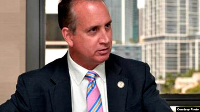 El representante por el distrito 25 de Florida Mario Diaz-Balart.