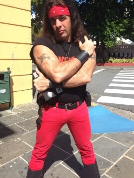 Yoss, escritor cubano de ciencia ficción.