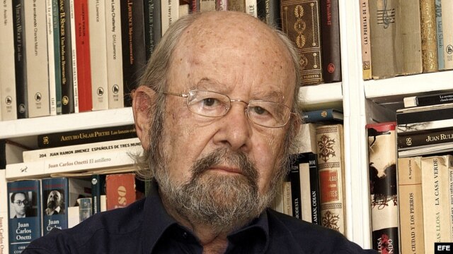 El narrador y poeta José Manuel Caballero Bonald, ganador del Premio Cervantes 2012.