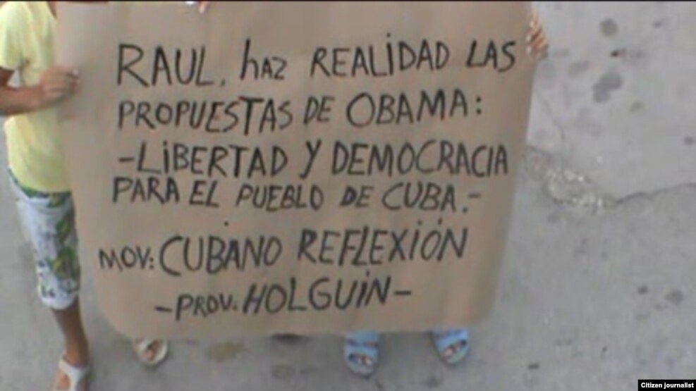 Protesta en Holguín del Movimiento Cubano Reflexión.