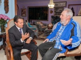 El presidente de México Enrique Peña Nieto con Fidel Castro.