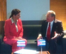 Laura Chinchilla y Raú Castro (Twitter de la presidenta de Costa Rica)
