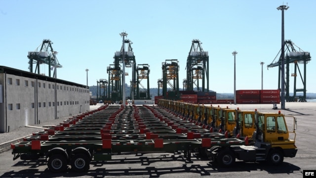 Vista de la terminal de contenedores del puerto del Mariel.
